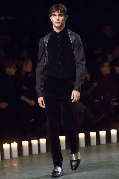 Look 41
